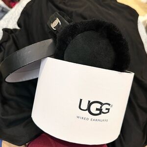 Ugg Sheepskin Wired Earmuff - no wire